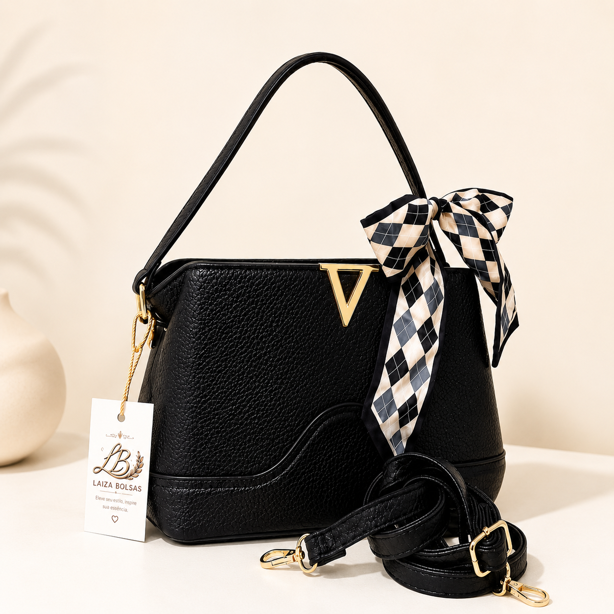 Bolsa Elegance Black com Lenço Exclusivo