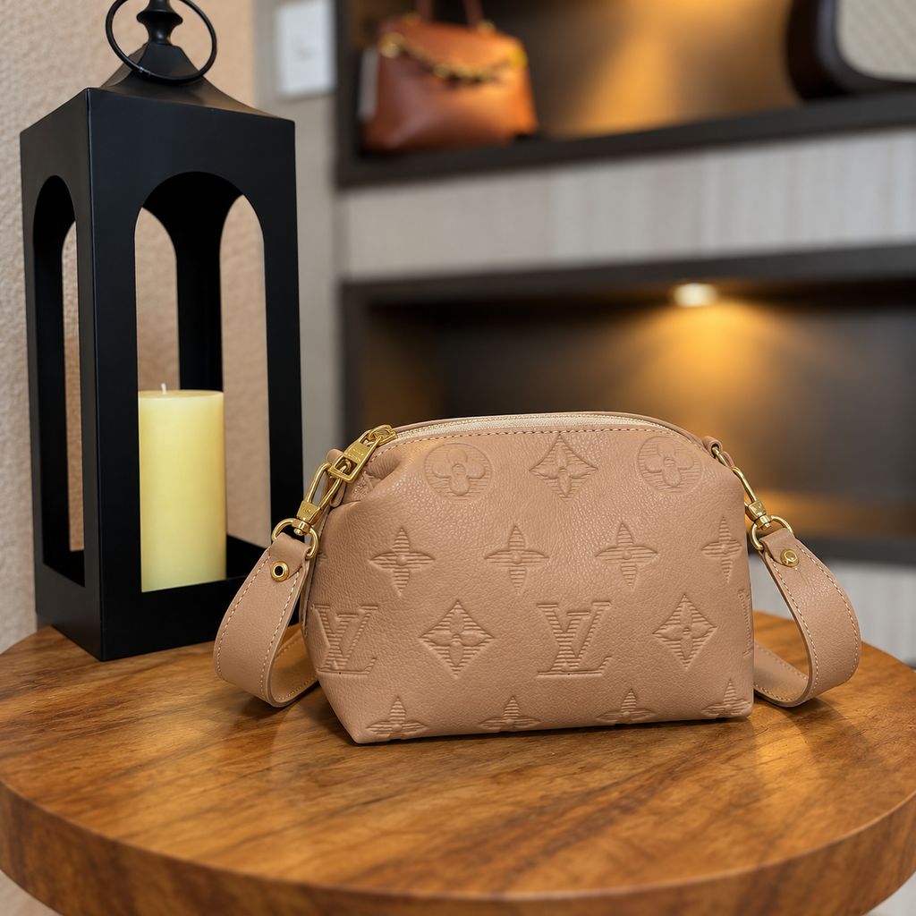 Bolsa mini nude em perspectiva