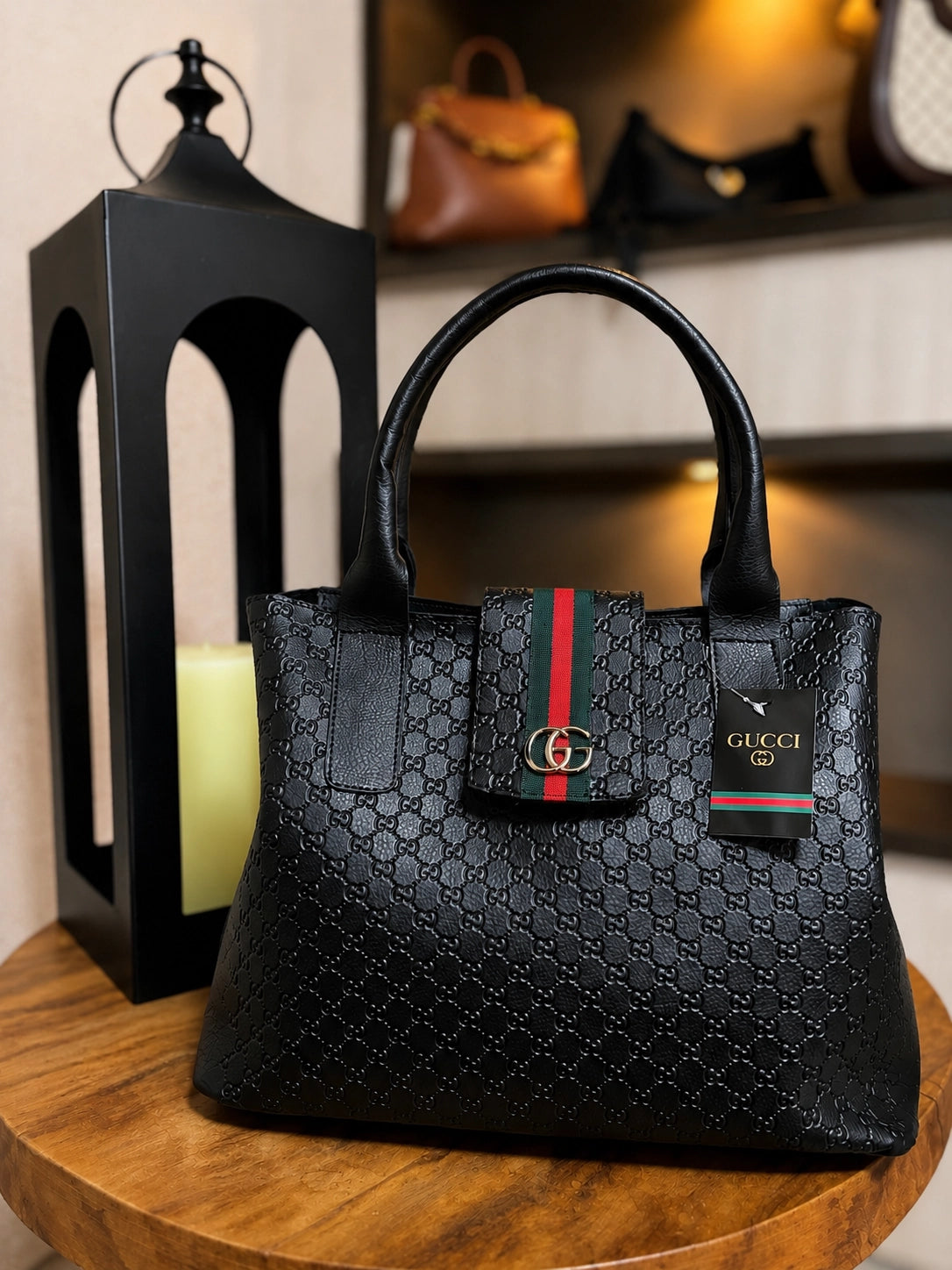Bolsa Tote Gucci GG Monograma Preta com Carteira