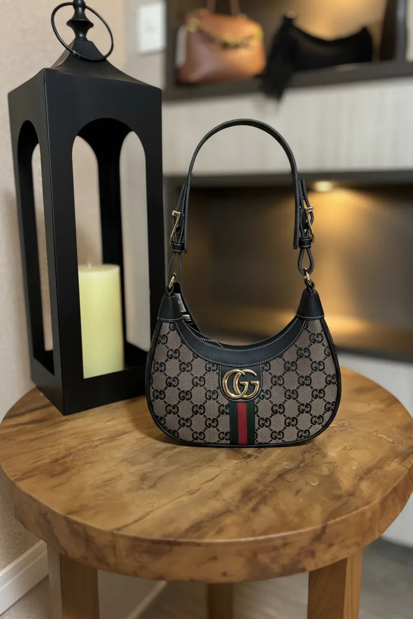 Bolsa Gucci Ophidia GG Hobo Monograma