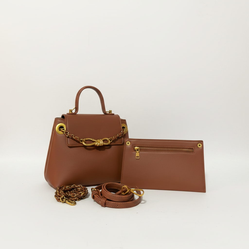 Bolsa estruturada caramelo com corrente dourada e carteira removível