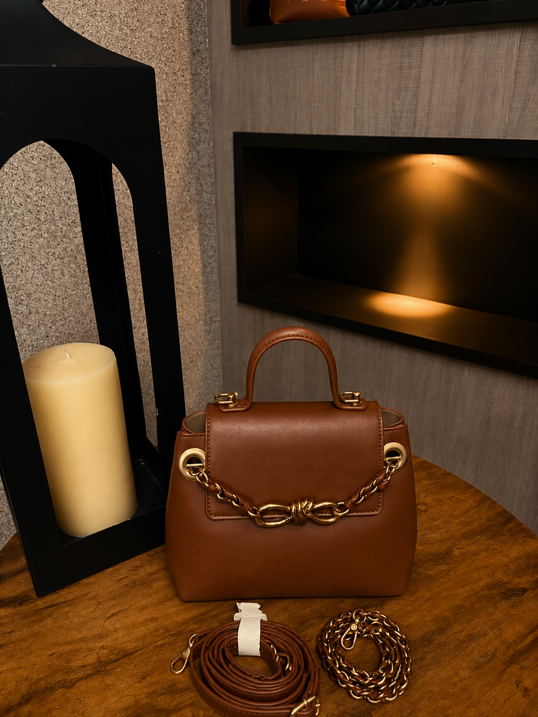 Bolsa Caramel Gold Chain