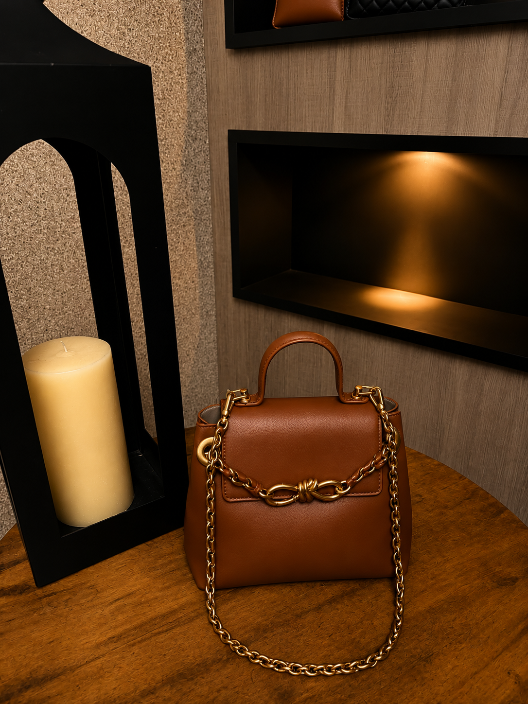 Bolsa Caramel Gold Chain