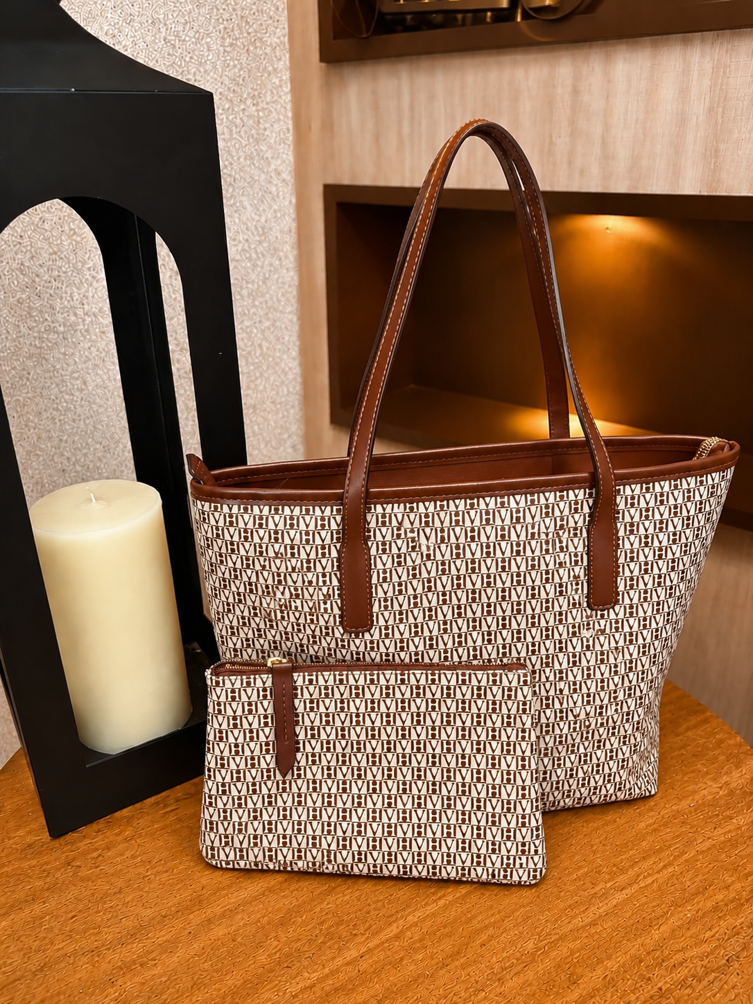 Bolsa Tote Monograma VH com Nécessaire