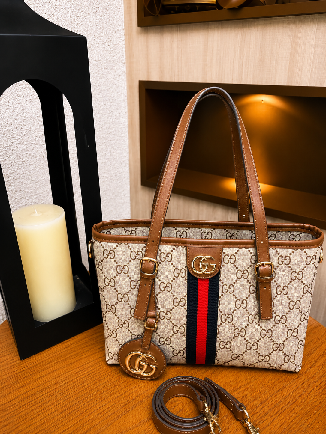 Bolsa Tote Monograma Bege com Listras — Prestige Stripe