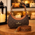 Bolsa hobo marrom com detalhes caramelo — frente